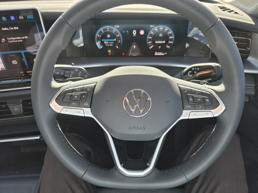 2025 Volkswagen Tayron R4 110TSI Life SUV Image 25