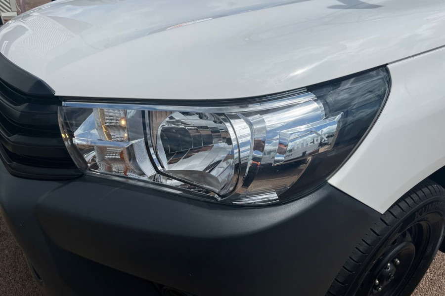 2019 Toyota HiLux TGN121R WorkMate Cab Chassis Image 13