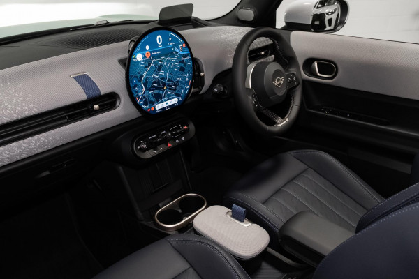 2025 MINI Cooper F67 S Favoured Convertible image 8