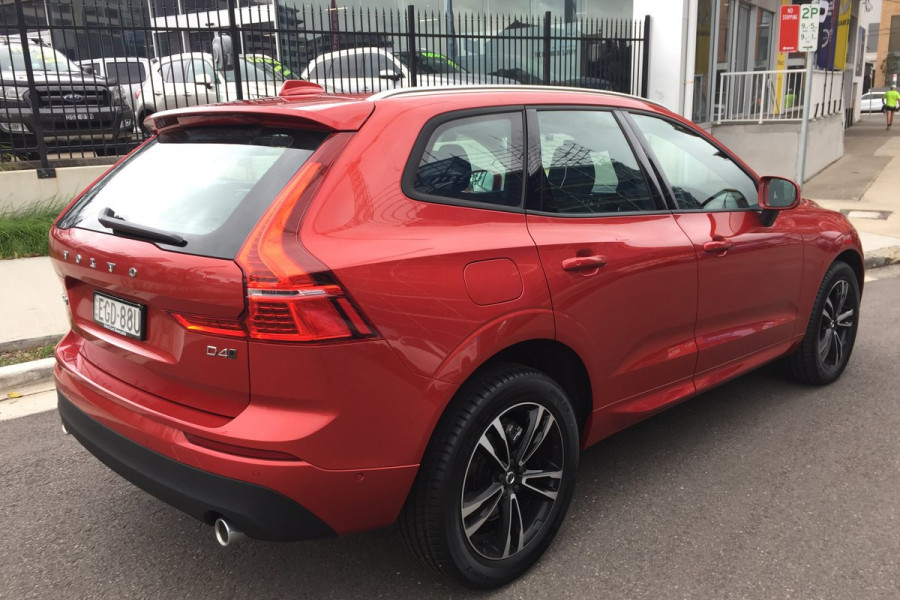 2019 MY20 Volvo Xc60 UZ D4 Momentum Suv