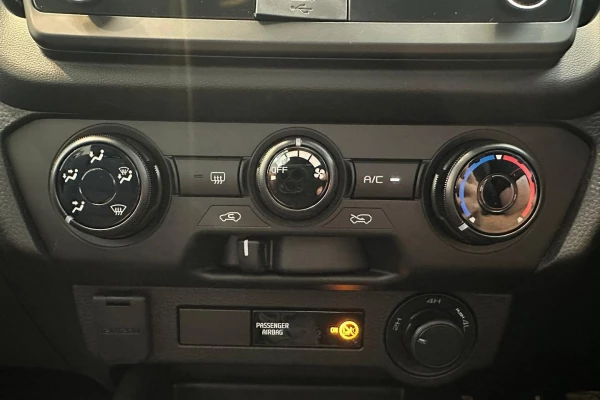 2026 MY25.5 Isuzu D-MAX RG SX Cab Chassis Image 2