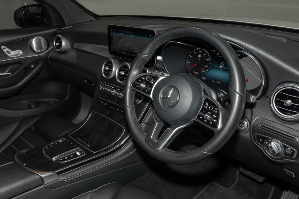 2019 Mercedes-Benz GLC-Class GLC300 SUV image 15