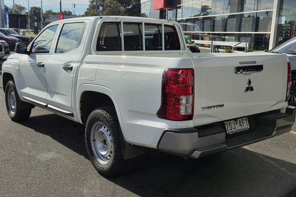 2025 Mitsubishi Triton MV GLX Ute Image 6