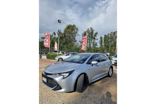 2019 Toyota Corolla ZWE211R SX Hybrid Hatch Image 3