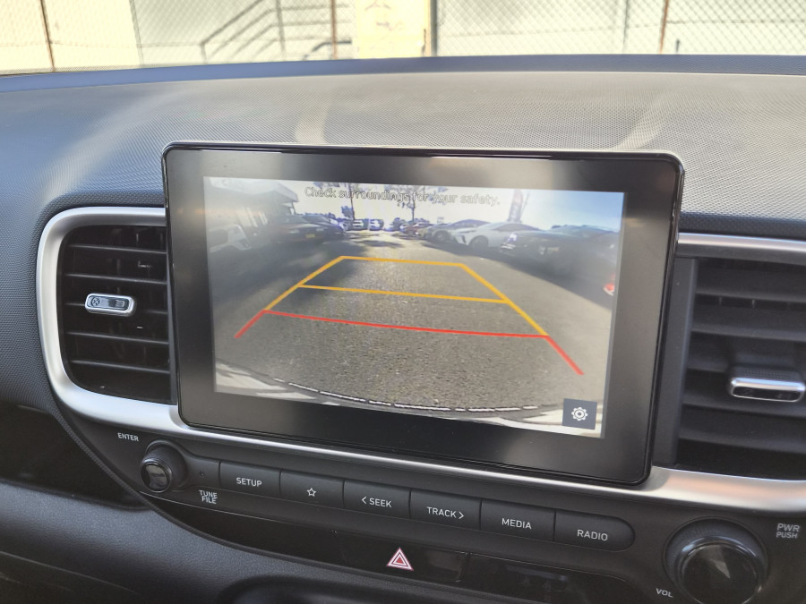 2021 Hyundai Venue QX.V3 Active SUV Image 17