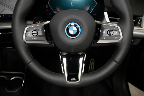 2025 BMW iX2 U10 xDrive30 M Sport SUV image 12