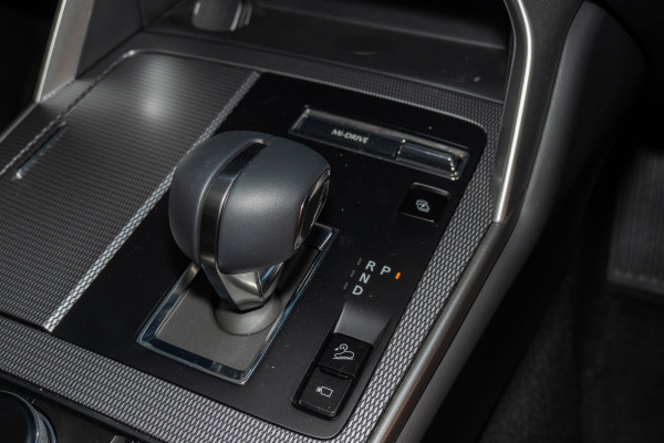 2025 Mazda CX-80 KL P50e GT SUV Image 12