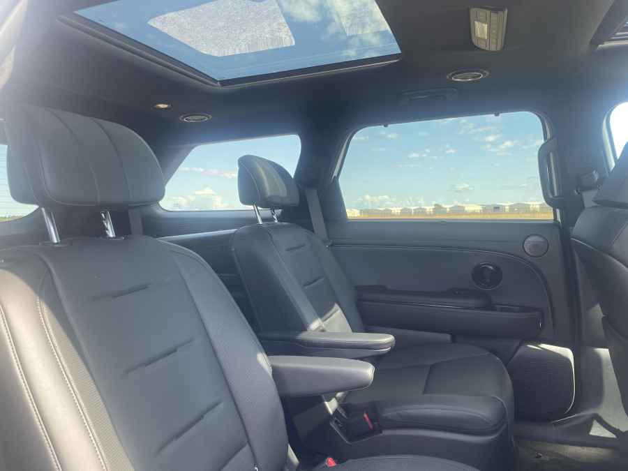2027 Hyundai Palisade Calligraphy Black Ink SUV Image 14