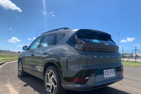 2026 Hyundai ELEXIO OE1.V1 Elite SUV Image 6