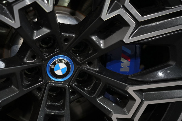 2025 BMW i5 eDrive40 M Sport Sedan Image 6