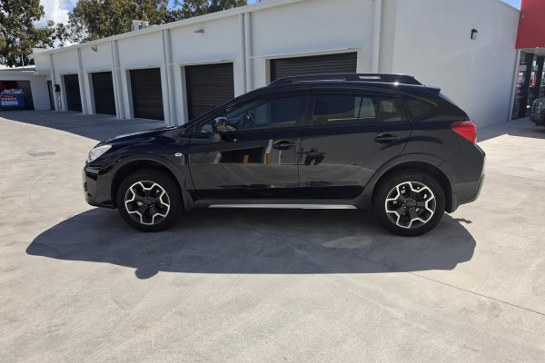 2014 Subaru XV G4-X 2.0i-S SUV Image 16