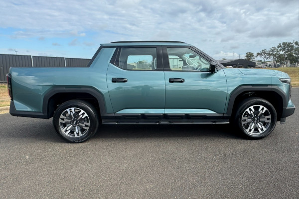 2025 LDV Terron 9 EKK1C Evolve Ute Image 2