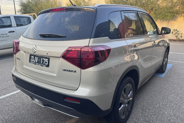 2024 Suzuki Vitara LY Series II  SUV Image 5