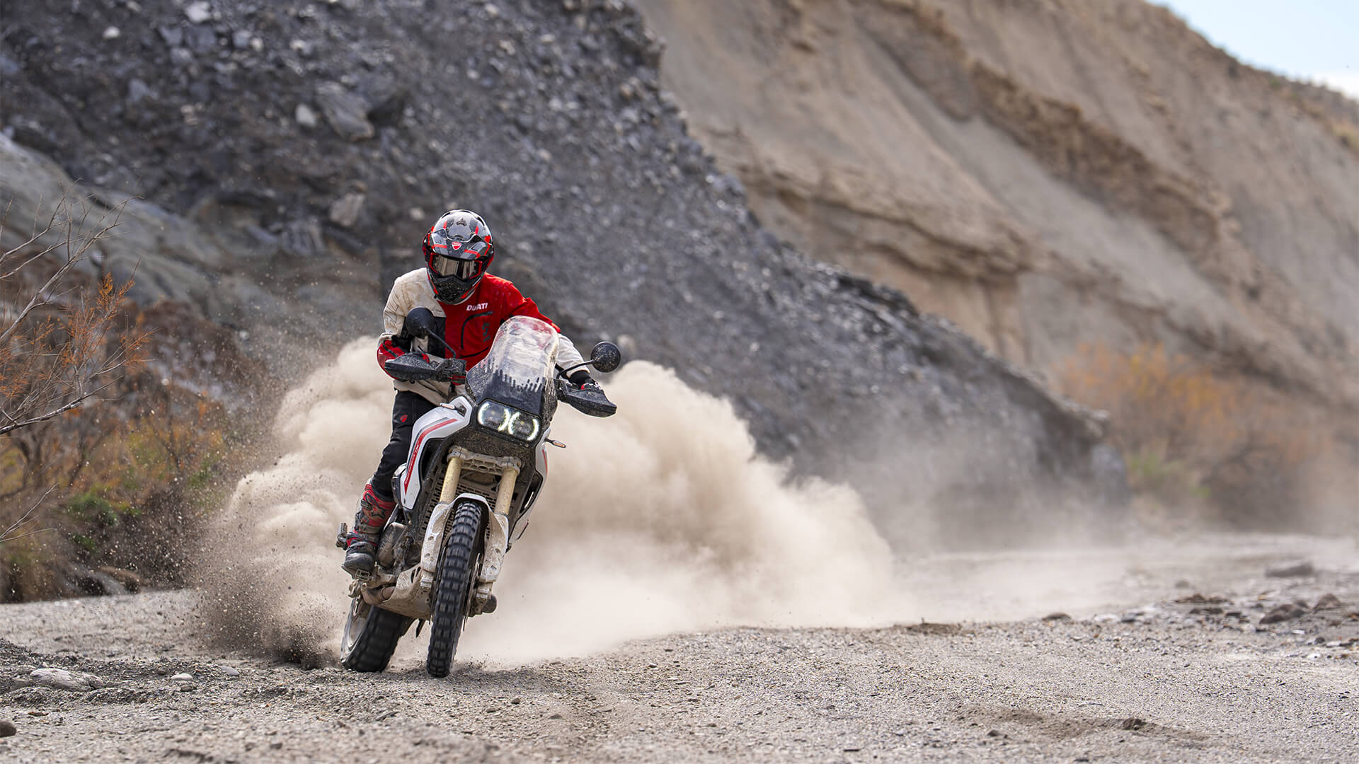 New Ducati DesertX Image