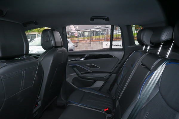 2025 MY26 Volkswagen Tiguan CT 195TSI R-Line SUV Image 9