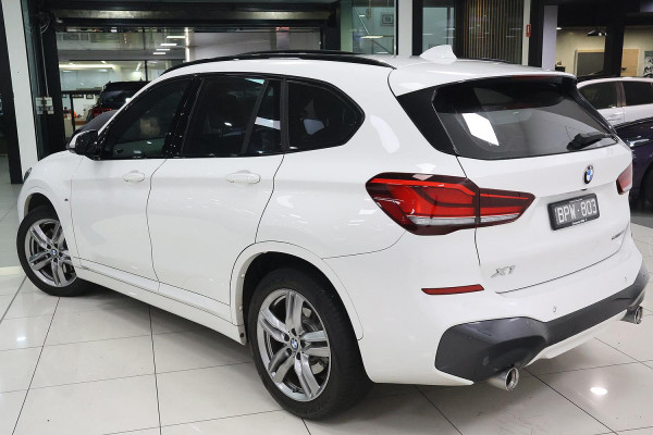 2021 BMW X1 F48 LCI sDrive20i SUV image 3