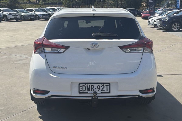 2017 Toyota Corolla ZRE182R Ascent Sport Hatch Image 5