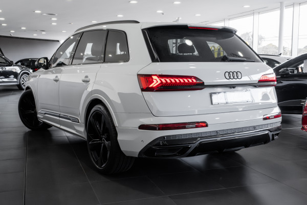 2022 [THIS VEHICLE IS SOLD] image 2