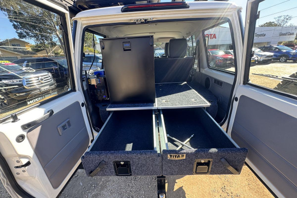 2023 Toyota LandCruiser VDJ76R WorkMate SUV Image 11
