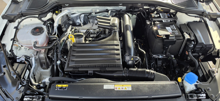 2023 Volkswagen Golf 8 110TSI Life Hatch Image 25