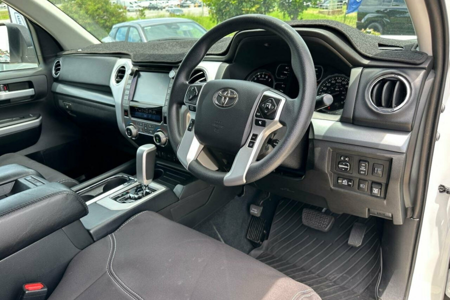 2021 Toyota Tundra - IMPORT Cab Chassis Image 20