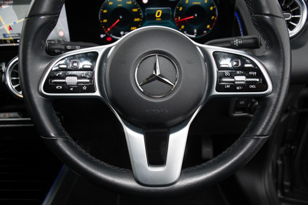 2022 Mercedes-Benz GLB-Class X247 GLB200 SUV image 12