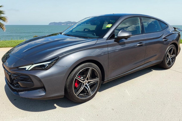 2025 MG MG7  Essence Sedan Image 7