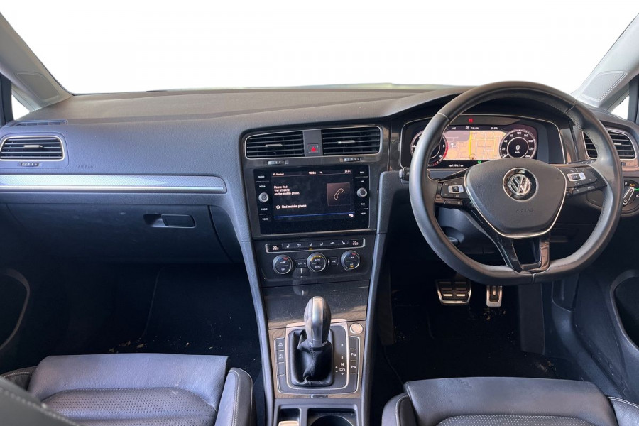 2018 Volkswagen Golf 7.5 135TDI Premium SUV Image 9
