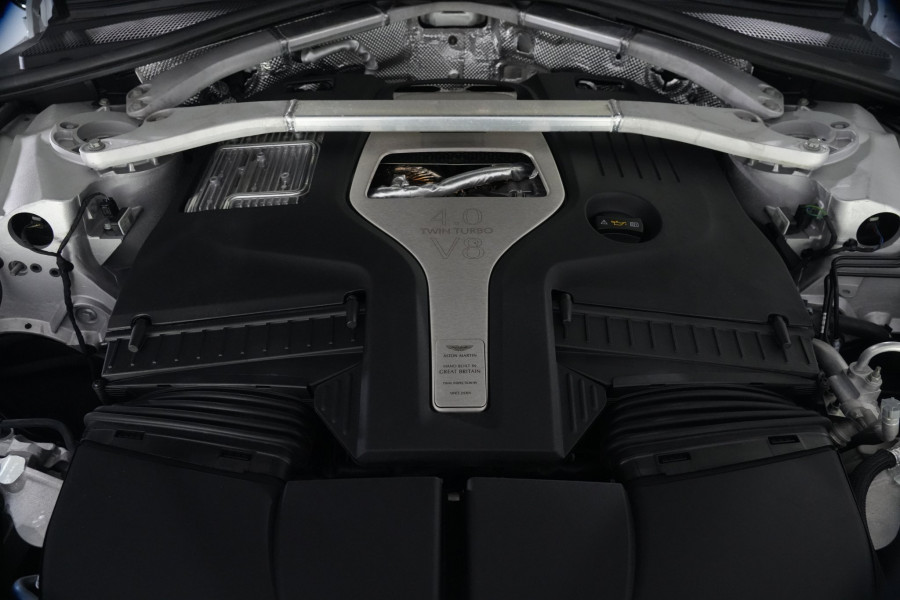 2022 Aston Martin DBX SUV Image 31