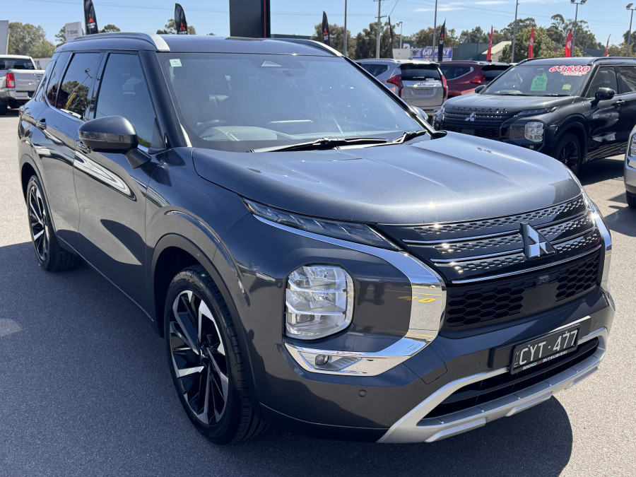 2024 Mitsubishi Outlander ZM Exceed Tourer SUV Image 1