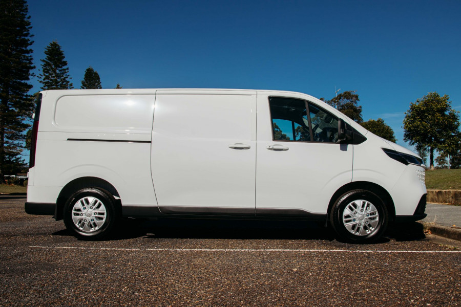 2024 LDV Deliver 7   Van Image 16