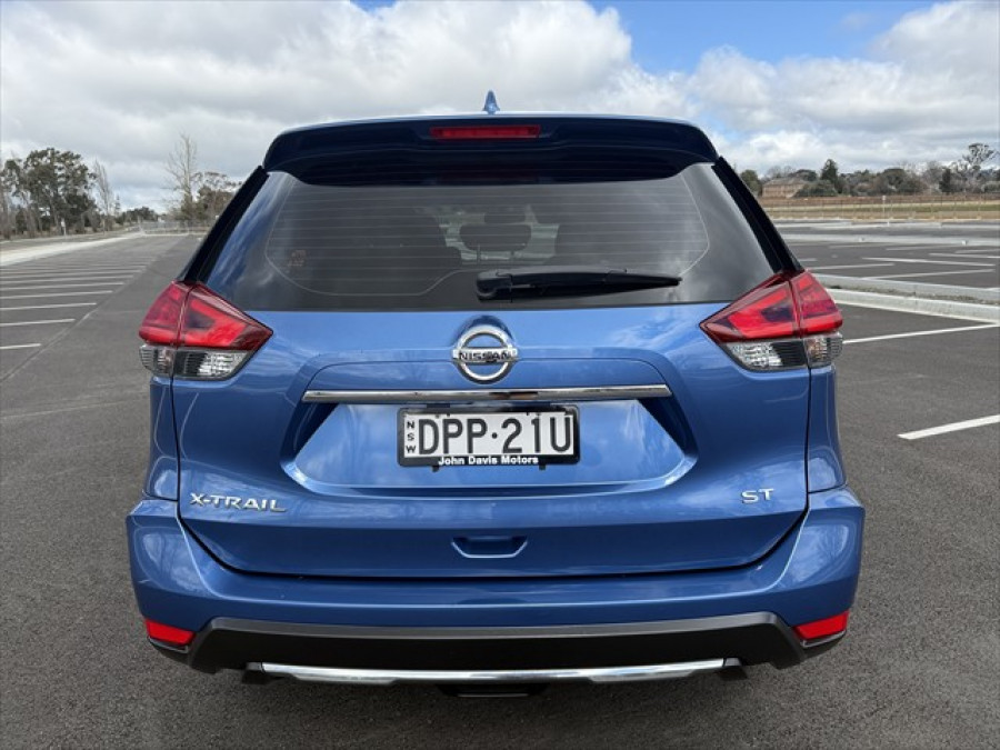 2017 Nissan X-Trail T32 ST SUV Image 4
