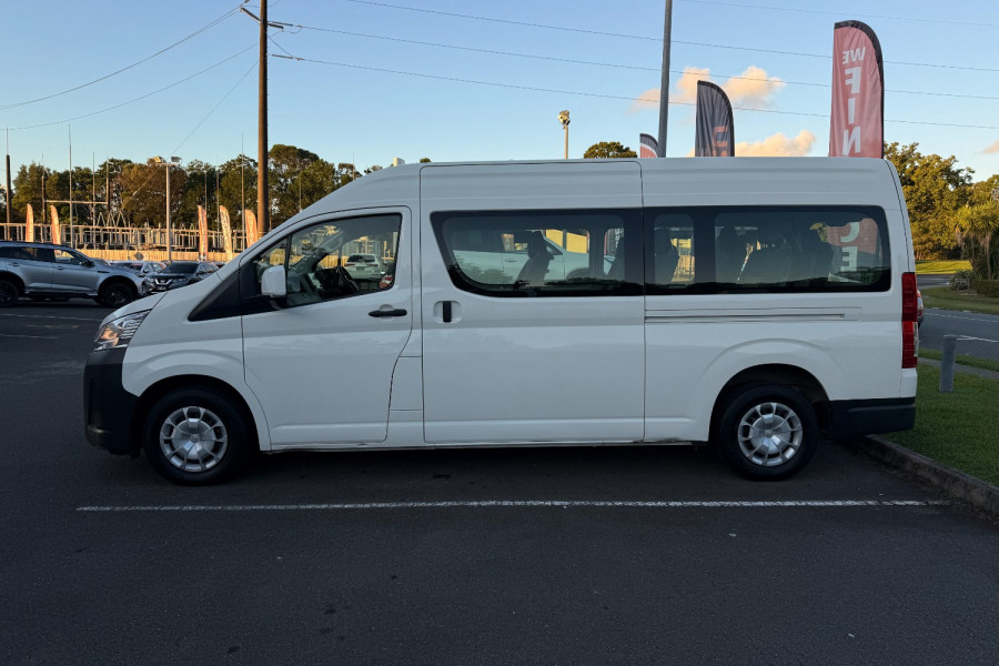  Toyota HiAce GDH322R Commuter Bus Image 8