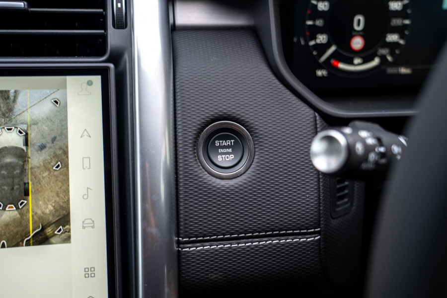 2025 Land Rover Discovery Series 5 D350 Dynamic SE SUV