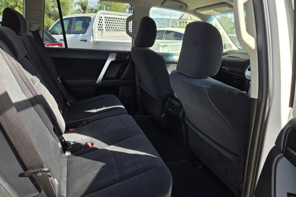 2019 Toyota LandCruiser Prado GDJ150R GXL SUV Image 12