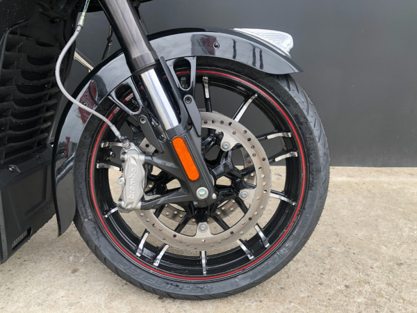 2020 Indian Challenger Limited Motorcycle