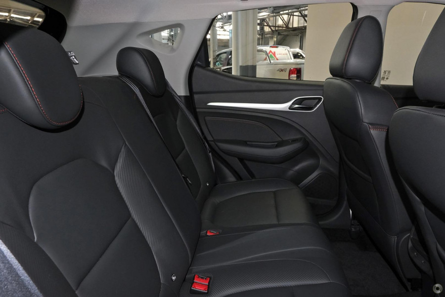 2024 MG ZST  Essence SUV Image 8