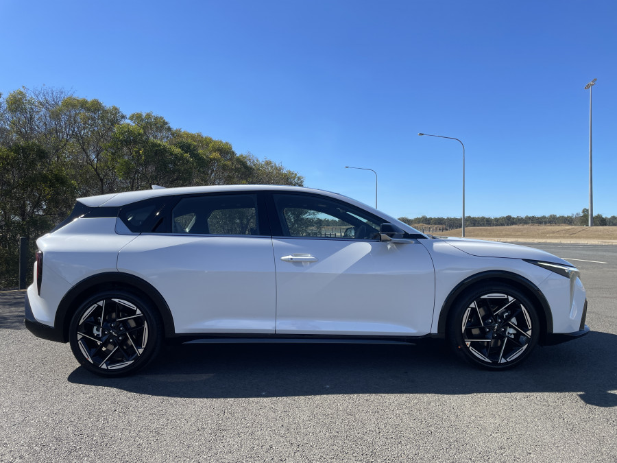 2026 Kia K4 CL4m GT-Line Hatch Image 2