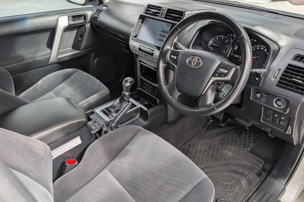 2020 Toyota LandCruiser Prado GDJ150R GXL SUV Image 11