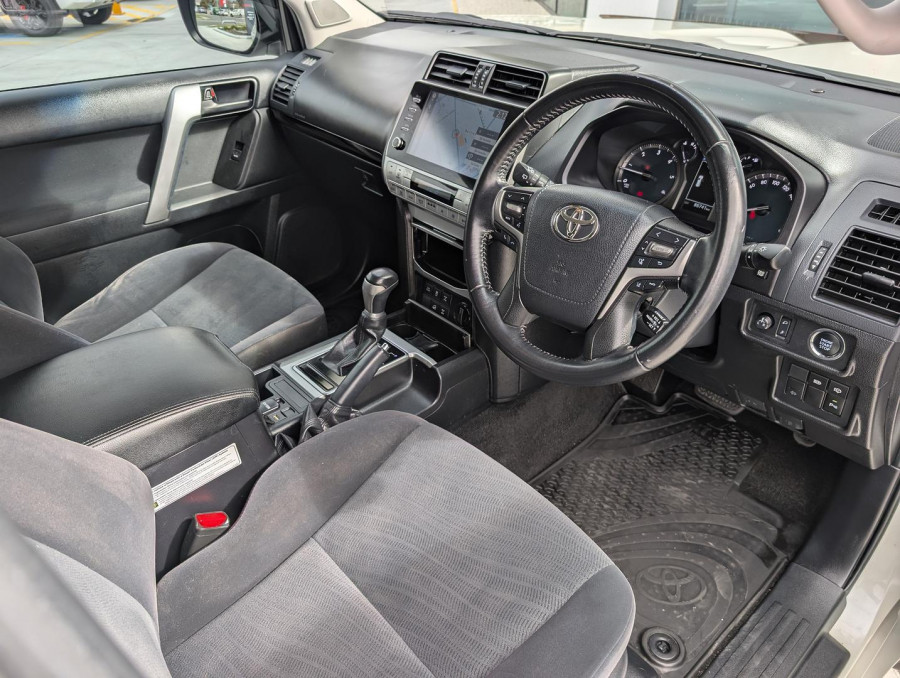 2020 Toyota LandCruiser Prado GDJ150R GXL SUV Image 11