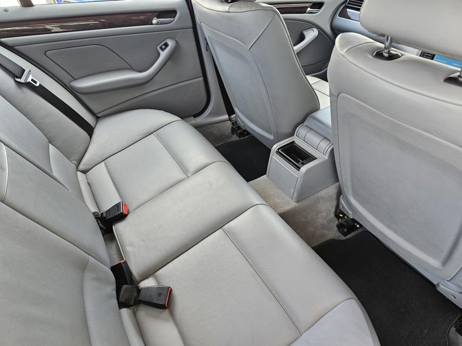 2004 BMW 3 Series E46 318i M Sport Sedan Image 21