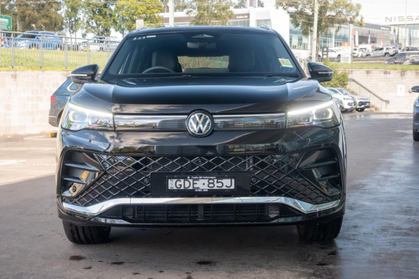 2026 Volkswagen Tiguan CT 195TSI R-Line SUV Image 2