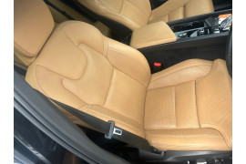 2021 MY22 Volvo XC60 UZ B5 Inscription SUV