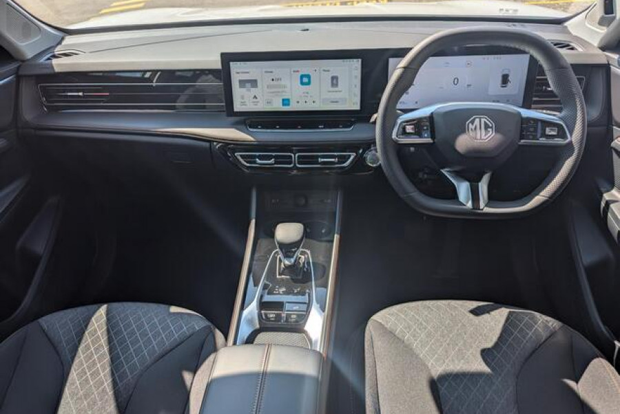2024 MY24.5 MG HS AS33 Vibe SUV Image 7