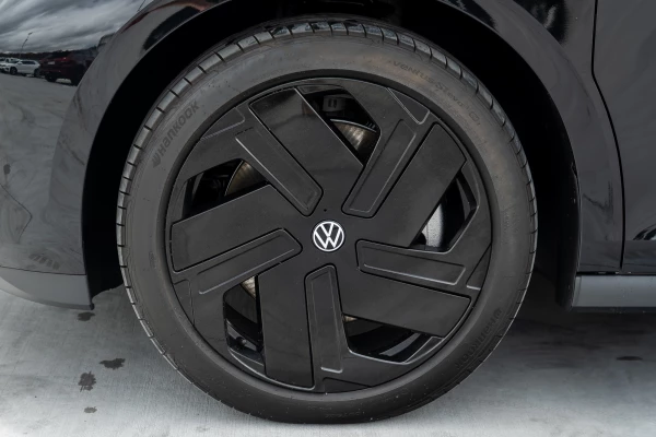 2025 Volkswagen ID. Buzz EB GTX People Mover Image 22