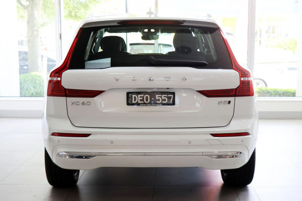 2024 MY25 Volvo XC60  Ultra B5 Bright SUV Image 4