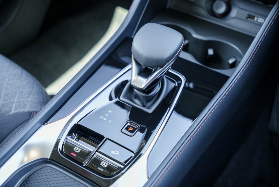 2024 MY24.5 MG HS AS33 Vibe SUV Image 14
