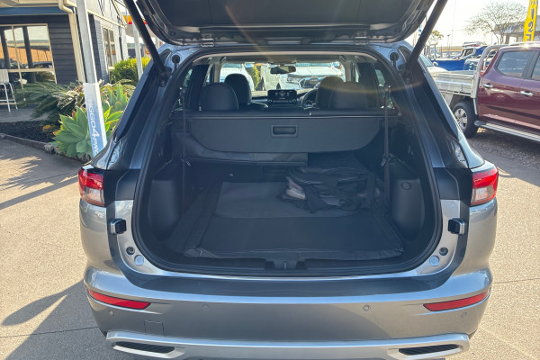 2022 Mitsubishi Outlander ZM Aspire SUV Image 12