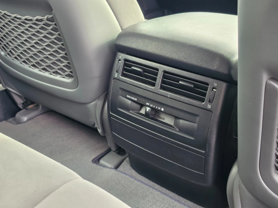 2011 MY10 Toyota LandCruiser VDJ200R GXL SUV Image 27