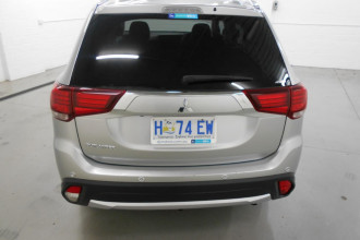 2017 Mitsubishi Outlander ZK LS Suv